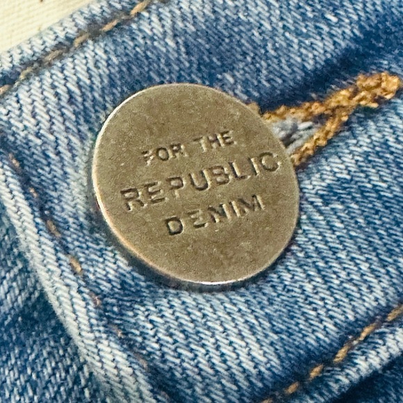 👖🌿 FOR THE REPUBLIC Flared Jeans | Sz 4 | Light Wash Cropped Raw Hem Denim‎ - Picture 4 of 4